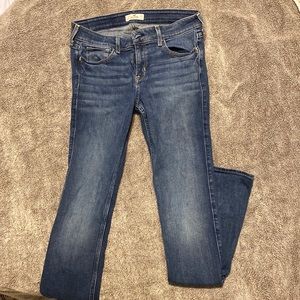 Hollister California Jeans dark blue denim. Size 7R  W28 L33